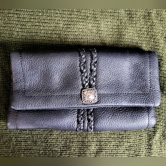 Brighton - Elegant Black Leather Wallet - Picture 1 of 4